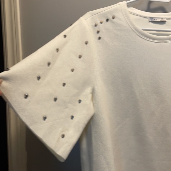 Ivory decorative top - Picture 2 of 9